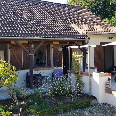 Le Cottage de Maé Seigy Extérieur photo